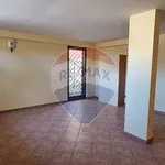 Rent 6 bedroom house of 230 m² in Roma