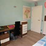 Alquilo 2 dormitorio apartamento de 65 m² en Pamplona - Iruña