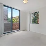 Rent 2 bedroom apartment in Guildford