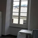 Rent a room in genoa