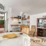 Rent 2 bedroom apartment of 50 m² in Naples