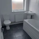 Rent 3 bedroom apartment in Wales