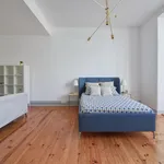 Rent 10 bedroom apartment in Lisbon