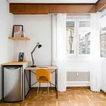 Rent a room of 202 m² in Madrid