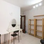 Rent 2 bedroom apartment of 60 m² in barcelona