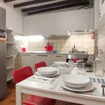 Rent a room of 115 m² in florence