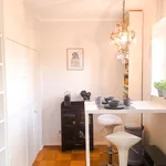 Rent 1 bedroom apartment of 32 m² in München