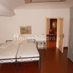 Rent 4 bedroom apartment of 80 m² in Modena