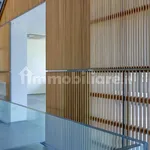 Rent 5 bedroom house of 300 m² in Rome