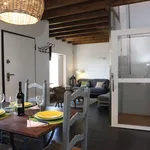 Rent 2 bedroom house of 350 m² in Alcabideche