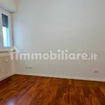 Affitto 4 camera appartamento di 141 m² in Rome