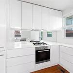 Rent 2 bedroom apartment in Malvern East