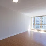 Appartement de 828 m² avec 2 chambre(s) en location à Vancouver