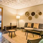 Rent 1 bedroom apartment of 80 m² in Zaragoza