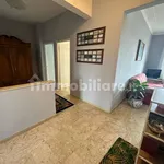 Rent 3 bedroom apartment of 85 m² in Genoa