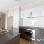 Rent 2 bedroom apartment in Donvale