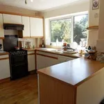 Rent 4 bedroom house in Reigate and Banstead