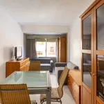 Rent a room of 100 m² in valencia