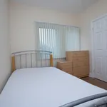 Rent 4 bedroom apartment in West Midlands