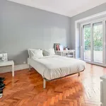 Rent a room in lisbon