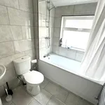 Rent 3 bedroom apartment in Yorkshire And The Humber