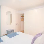 Rent 1 bedroom apartment in Porto