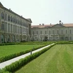 Rent 4 bedroom apartment of 258 m² in Lomagna