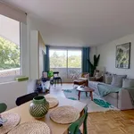 Rent 3 bedroom apartment of 76 m² in VELIZY VILLACOUBLAY