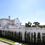 Rent 5 bedroom house of 288 m² in Marbella