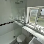 Rent 3 bedroom house in East Midlands