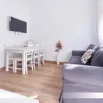 Rent 2 bedroom apartment of 10 m² in Seville