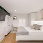 Rent 1 bedroom apartment of 30 m² in Madrid