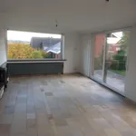 Huur 3 slaapkamer huis van 2000 m² in Hal