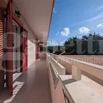 Affitto 4 camera appartamento di 90 m² in Monte-di-procida