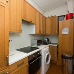 Rent a room of 69 m² in london