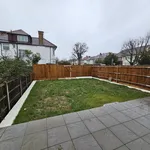 Rent 3 bedroom flat in Willesden Green