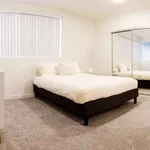 Rent 1 bedroom apartment in Los Angeles