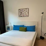 Rent a room of 80 m² in Essen