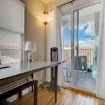 Rent 3 bedroom apartment in Jersey City