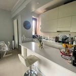 Affitto 3 camera appartamento di 120 m² in Turin