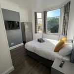 Rent 6 bedroom flat in North West England