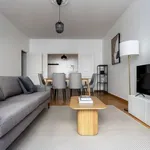 Rent 3 bedroom apartment of 93 m² in paris