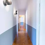 Rent 5 bedroom apartment in Barcelona