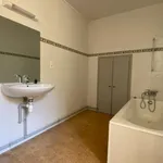 Appartement de 58 m² avec 3 chambre(s) en location à Avignon