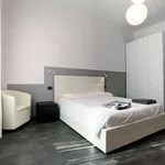 Rent 1 bedroom apartment of 55 m² in milan