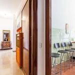 Rent a room of 130 m² in Roma