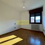 Rent 4 bedroom apartment of 77 m² in Mira