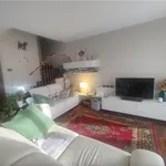 Rent 4 bedroom house in Milan