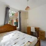 Rent 4 bedroom house in Exeter