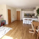 Rent 3 bedroom flat in South East England